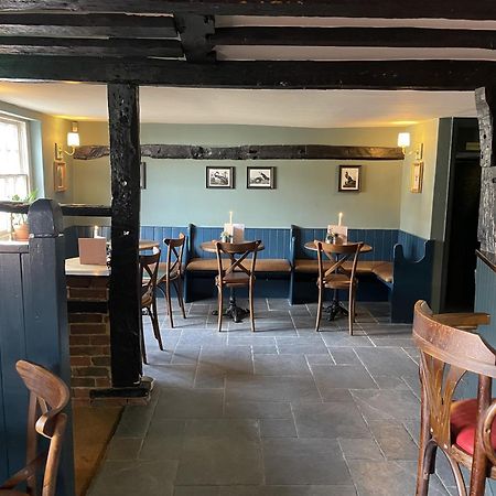 The Plume Of Feathers Farnham  Exteriér fotografie